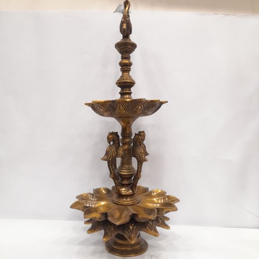 Brass deepak oil lamp