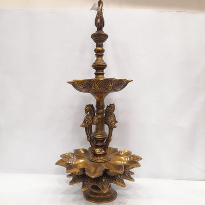 Brass deepak oil lamp
