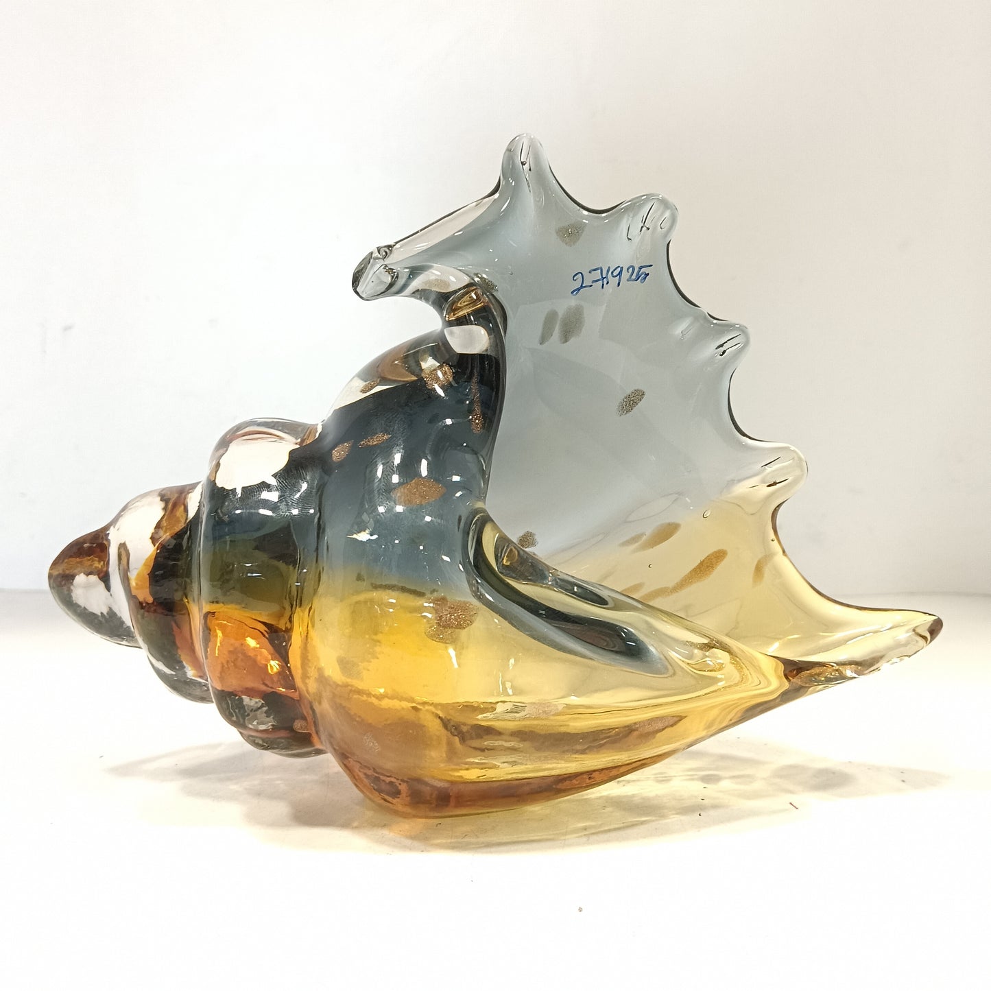 Conch crystal show piece