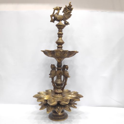 Brass deepak oil lamp