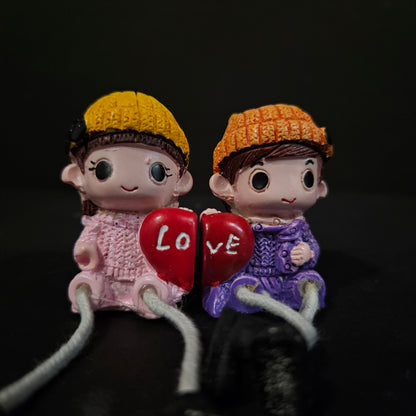 Decorative Miniature Romantic Love Kissing Couple Showpiece Decoration Items Birthday Wedding Gift for Husband Wife
