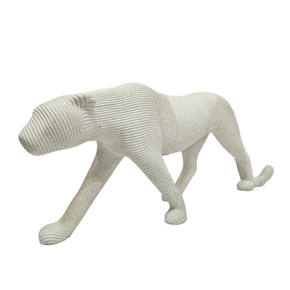Modern geometric jaguar showpiece statue, a minimalist animal figurine designed for home and office decoration