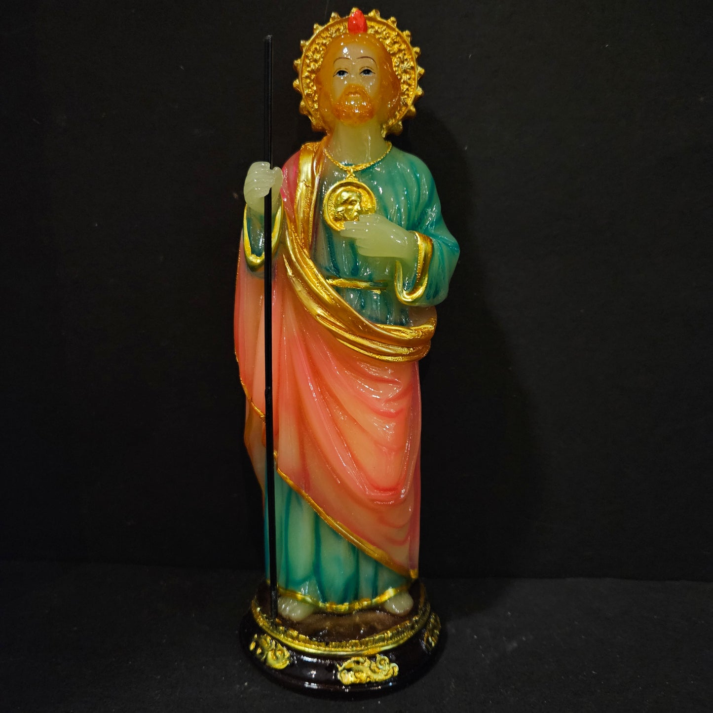 The statue of Saint Jude Thaddeus Showpiece Figurine