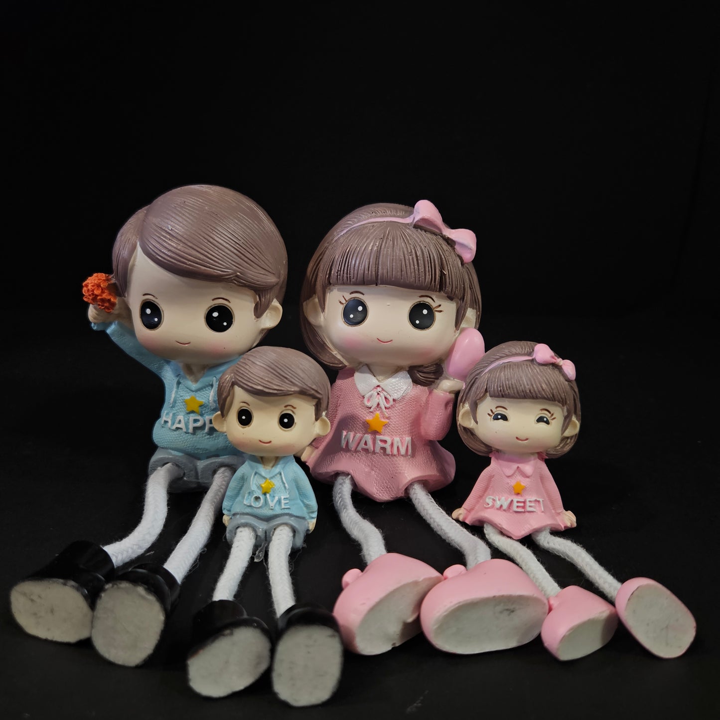 Cartoon Resin Outseam 4pieces set family Hanging Feet Doll Home Wall Decoration