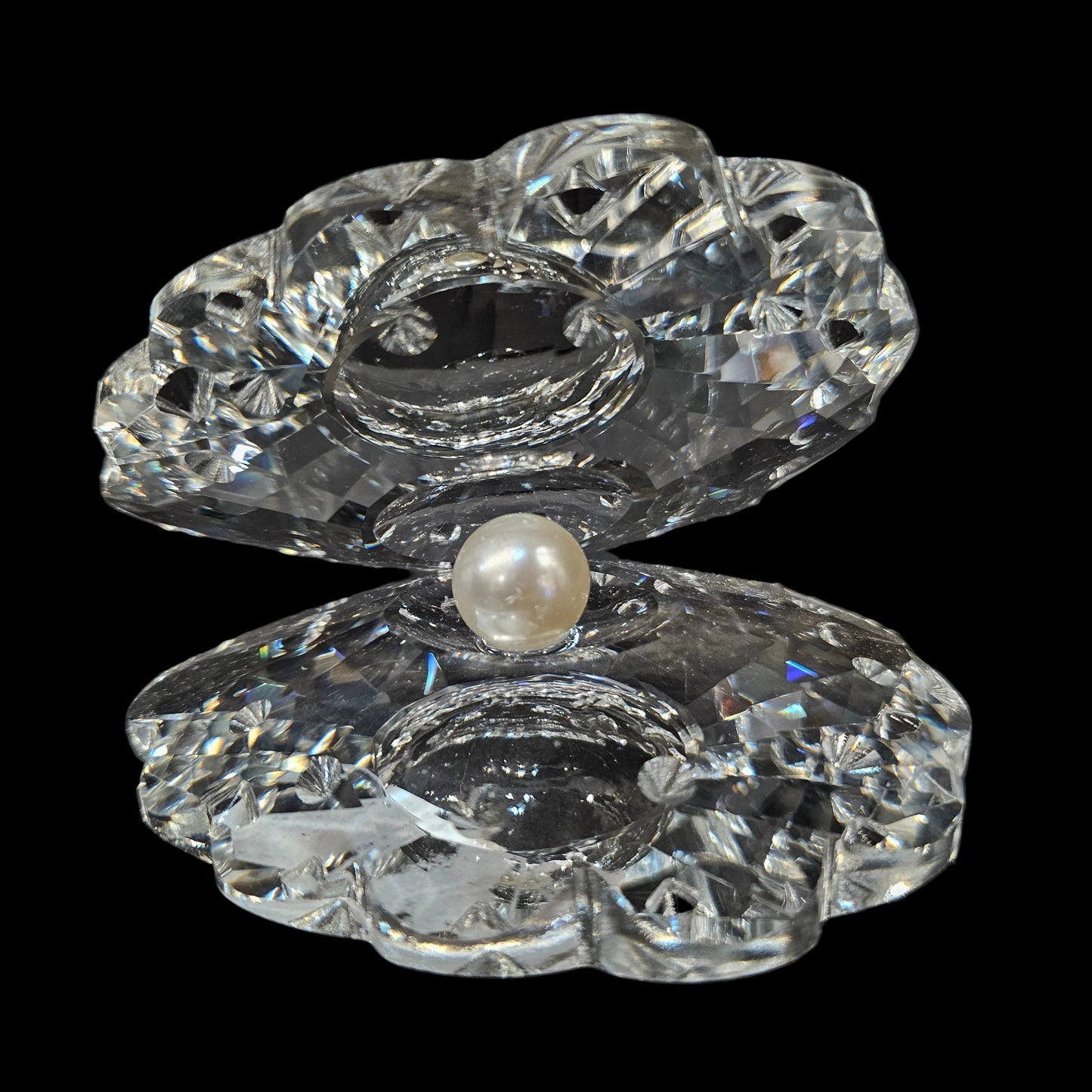 Crystal Seashell, Glass Figurine with Pearl for home decor,office decor & Gifting purpose