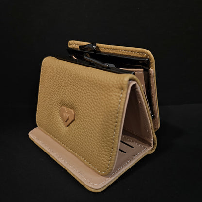 Cute heart puse for women's with multiple cash carry slots & cards holding slots easy to portable pocket wallet for women