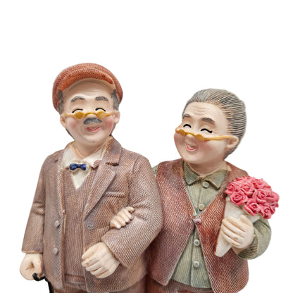 Polyresin Old Couple Show Piece Idol Statue Showpiece for Home Decor Decoration and Gifting