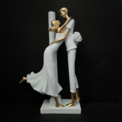 Romantic Couple showpiece Love Couple Statue |Valentine Day Romentic Love Couple Statue for Home Decor Showpieces | Best Gift for Valentines