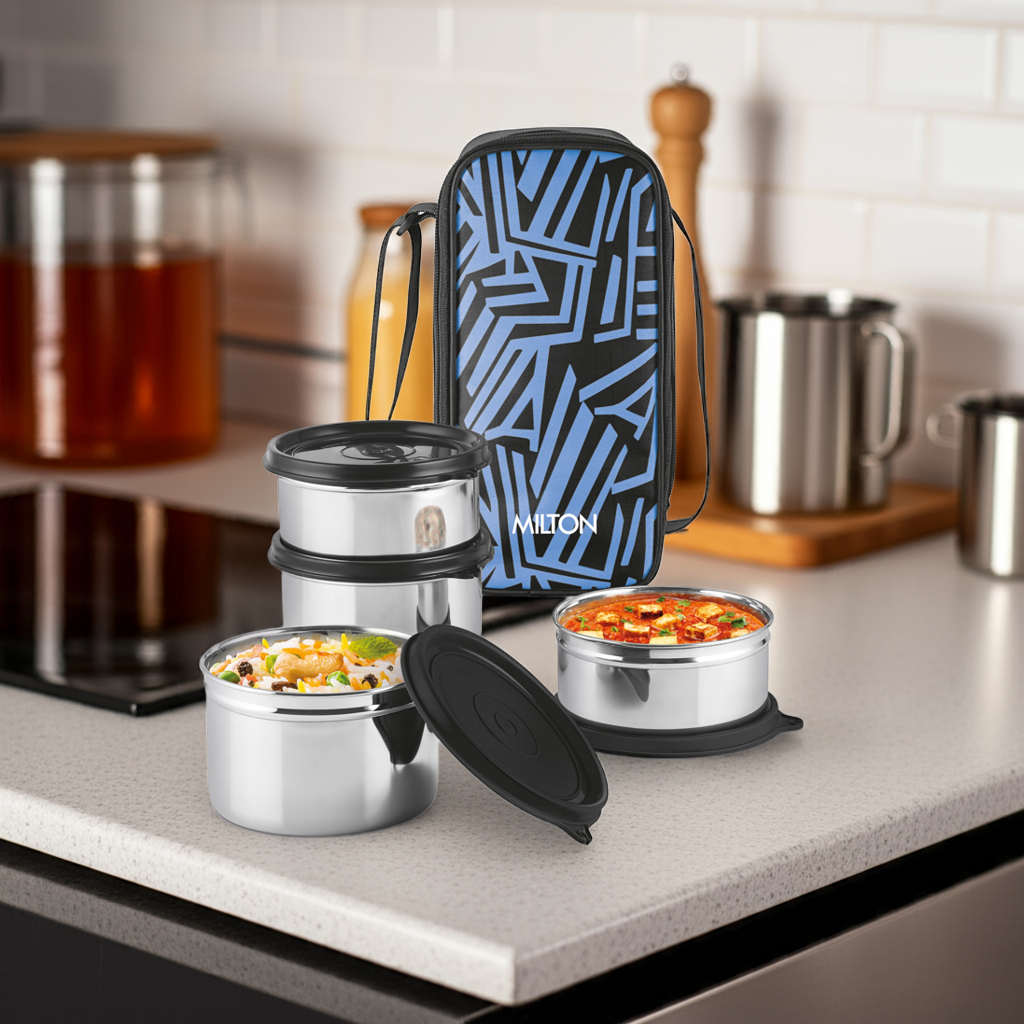 Milton Stack Pack 4 Vertical Insulated Tiffin and Jacket (Capacity:2 x 350 ml + 2 X 500 ml)