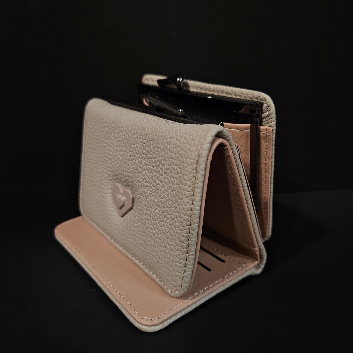 Cute heart puse for women's with multiple cash carry slots & cards holding slots easy to portable pocket wallet for women