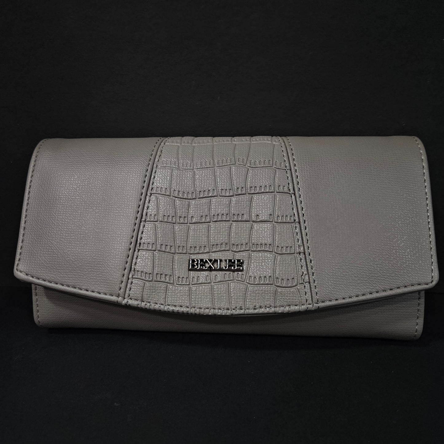 Leather Thin Slim Wallets for Women with magnetic Button