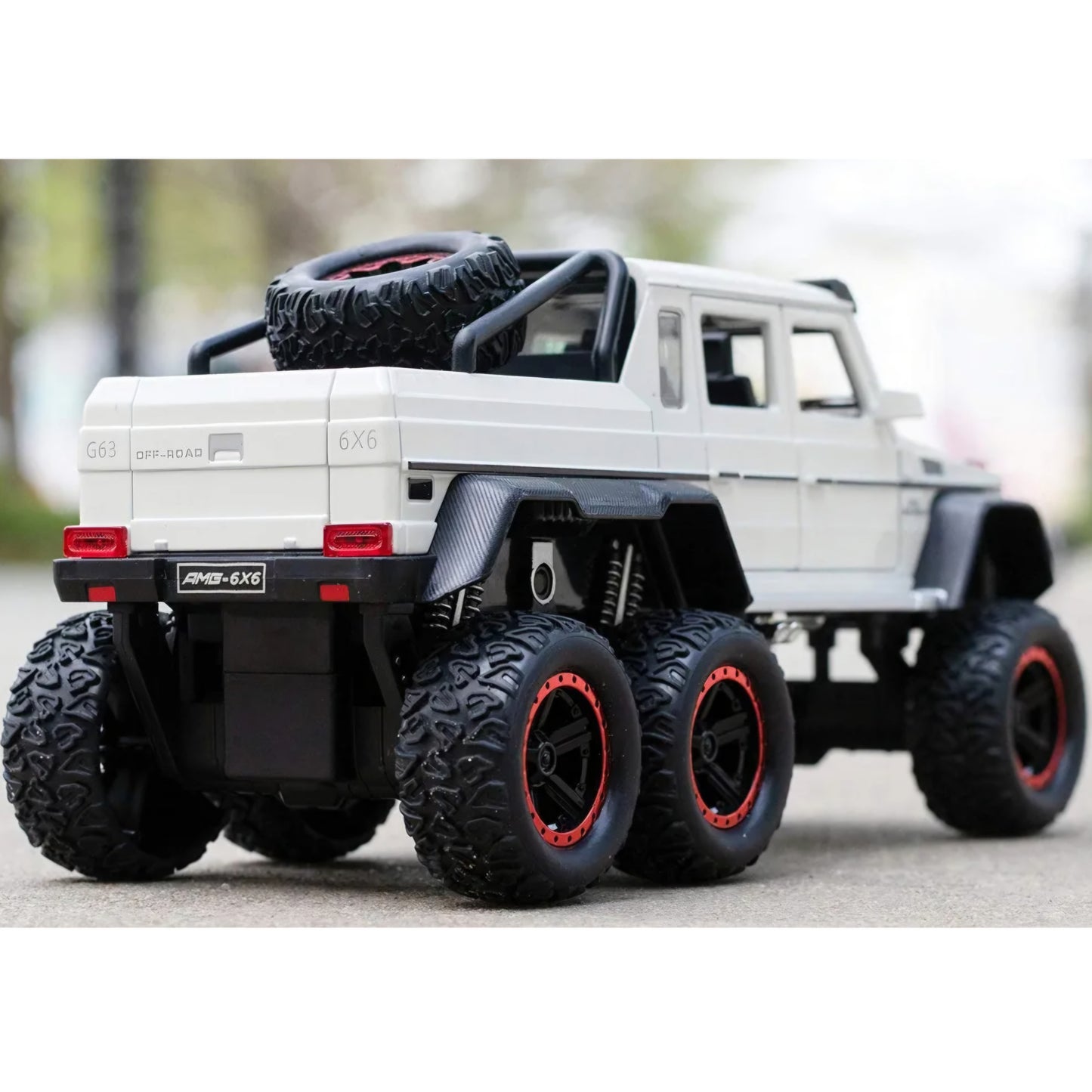 Big Diecast G63 Alloy Metal Pull Back Die-Cast Car Scale Model Pullback with Sound Light Mini Auto Toy car for Kids Best Gifts Toys for Kids Boys