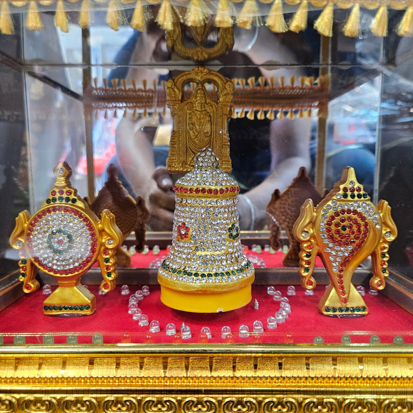 Lord Balaji shank,crown&Chakra decorated with attractive stones,slokam & multi colour lighting Cabin idol perfect for Marriage gifting,house warming
