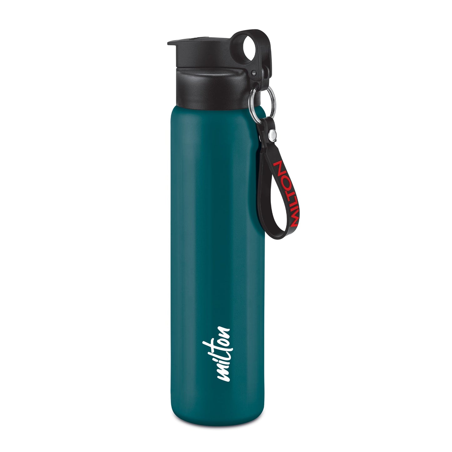 Maverick Bottle 800 (Milton) User-friendly design & spill-proof spout lid