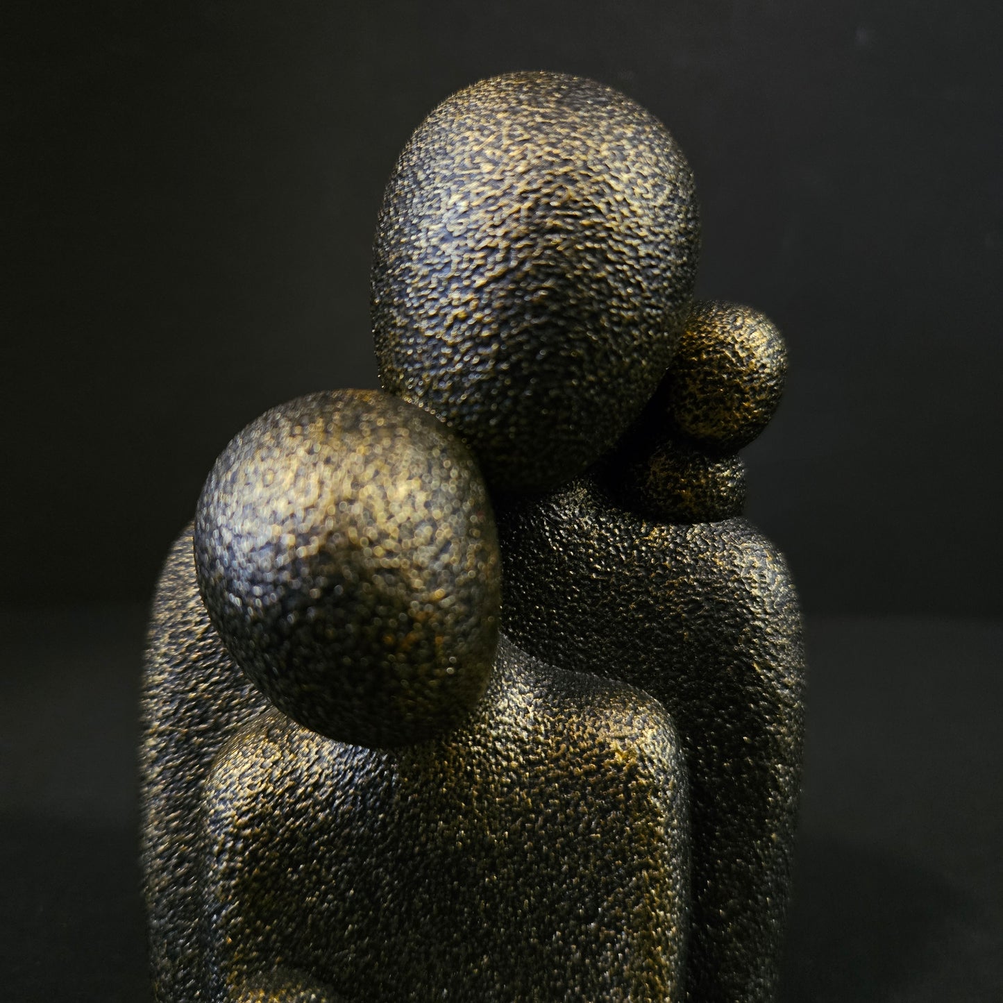 Happy 4members family Showpiece Figurine for couples gifting,Anniversary gifting