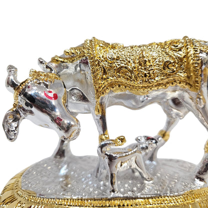 Om Kamdhenu Cow with Calf for Gold & Silver Plated Home Decor Gaay Bachda Cow and Calf for Vastu Positive Energy Wealth
