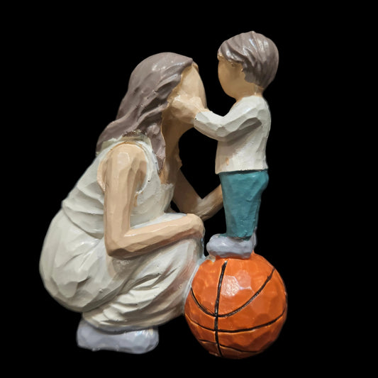 Family Figurines Decor Resin Mother and Son Statue Gifts for Home Decoration - Birthday, Thanksgiving, Christmas, Mother's Day