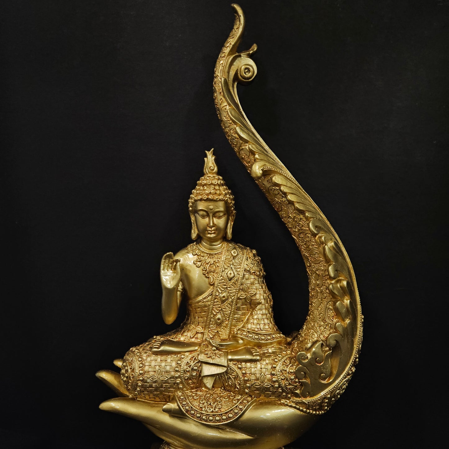 Handcrafted Showpiece of Golden Meditating Buddha Statue Idol for Home Decoration, Perfect Living Room, Bedroom, Office Decor, Unique Table Arts Items.(Golden)
