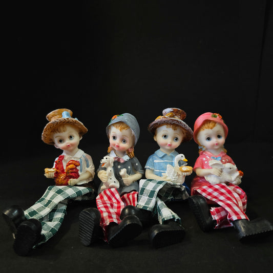 Set of 4 Kids Love couple Statue - Handicraft Decorative Home Interior & Table Decor Figurine / Marriage Wedding Anniversary Antique Gift item Decorative Showpiece