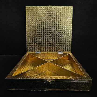 Decorative Handicraft Dry food Gift Boxes/Marrige Gift Box/Birthday Gift Box/four Section Multipurpose Boxes
