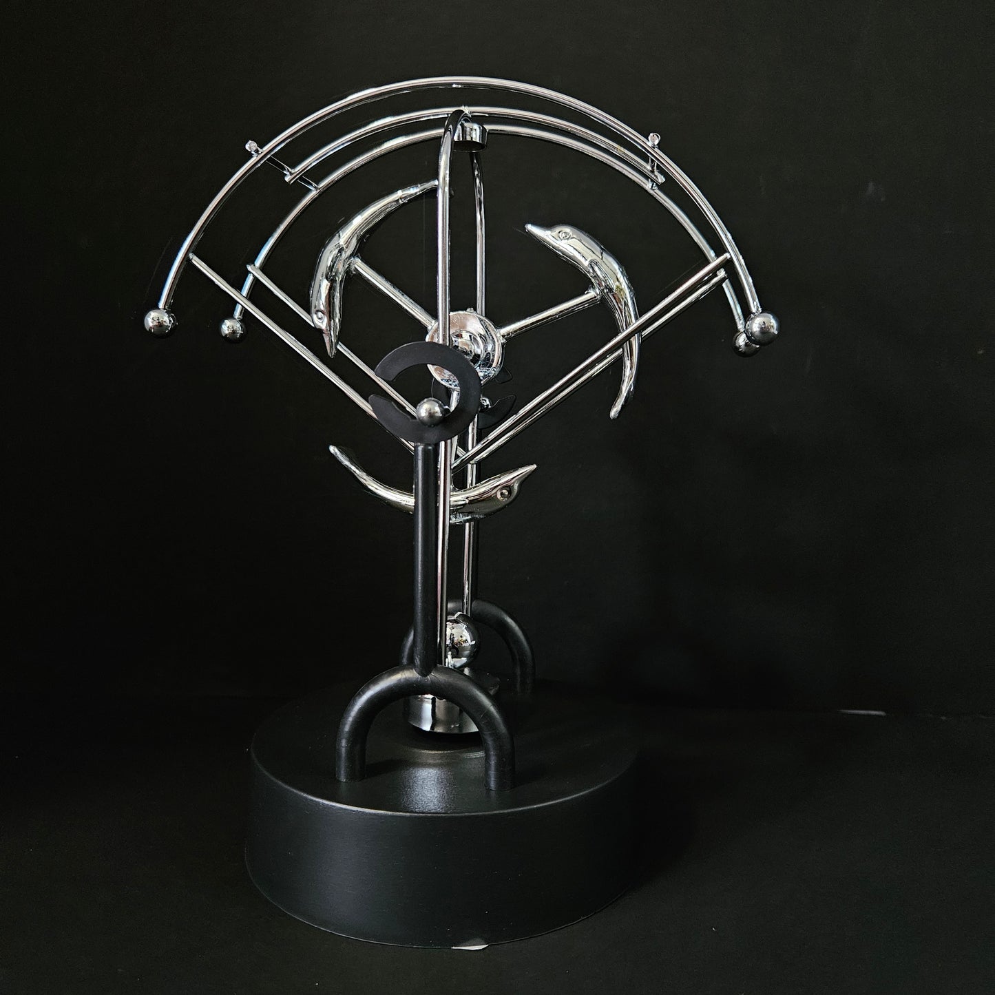 Amazing Orbital Revolving Gadget Perpetual Motion Desk Art Toy Office Decor