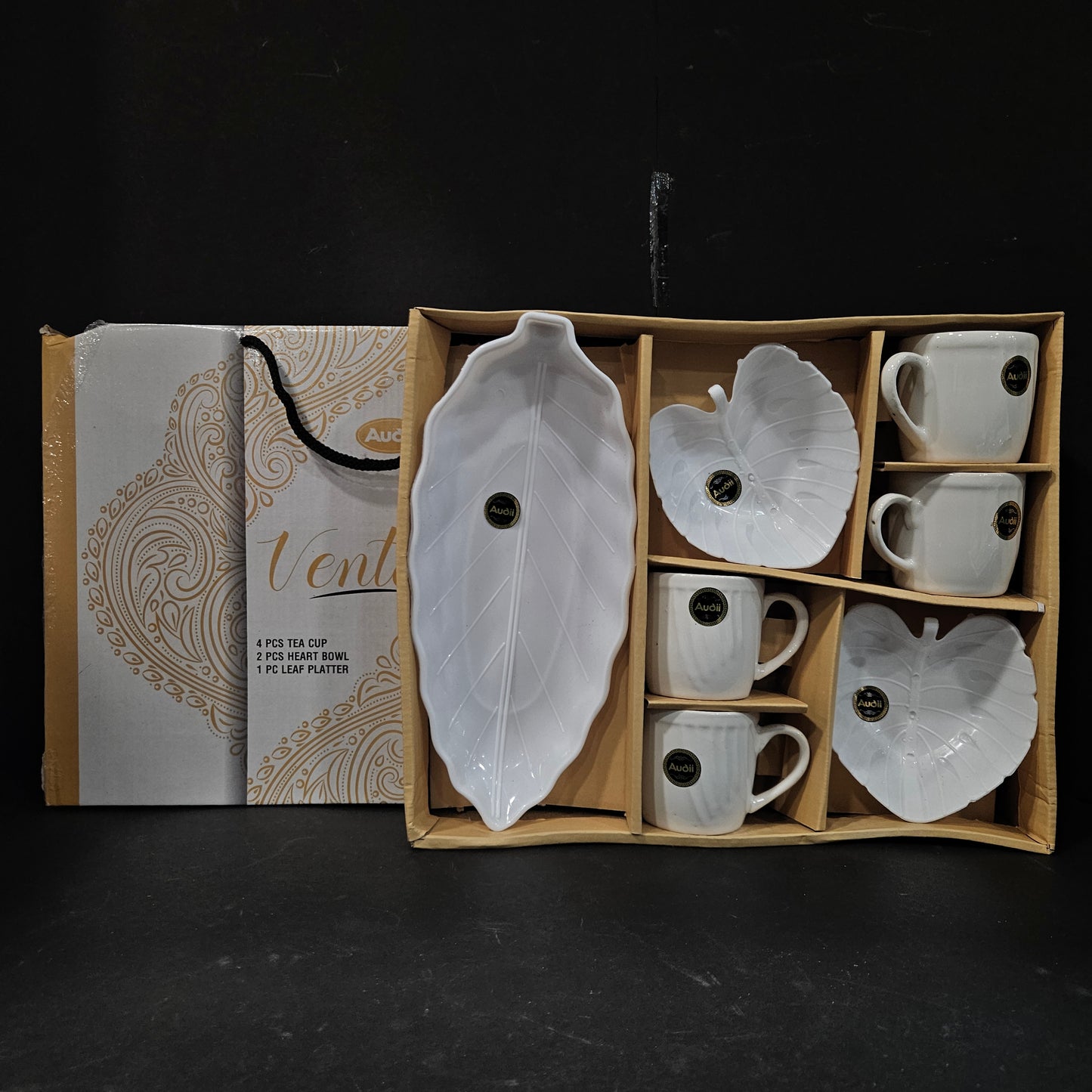 Audii Vento 4pcs Ceramic tea cups,2pcs Heart Bowls & 1 Leaf Platter perfect for Return gifting