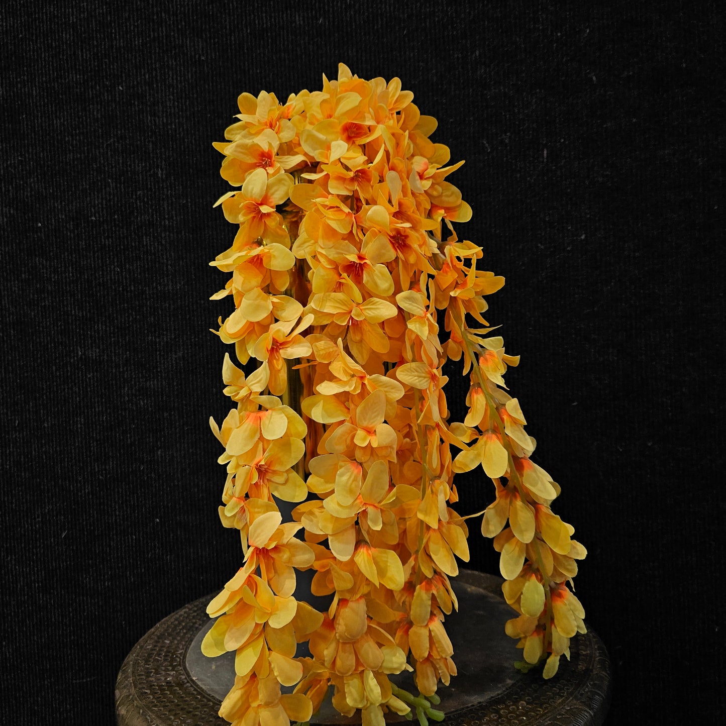 Cymbidium orchid Artificial banquet floweral stick to bring attractive elegant look to your home & Office