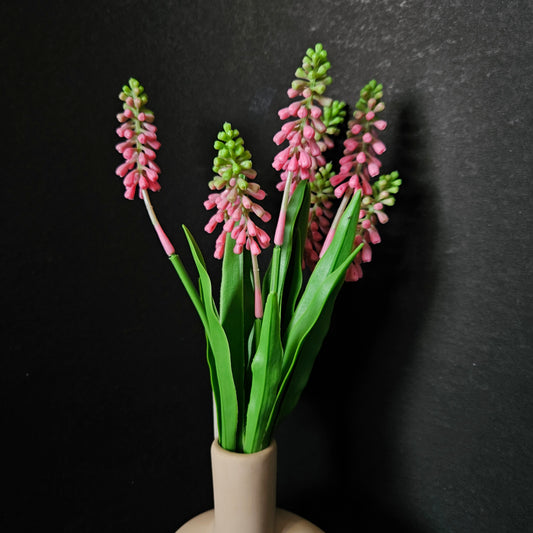 Common grape hyacinth artificial banquet floweral bunch to bring elegant look to your home & Office