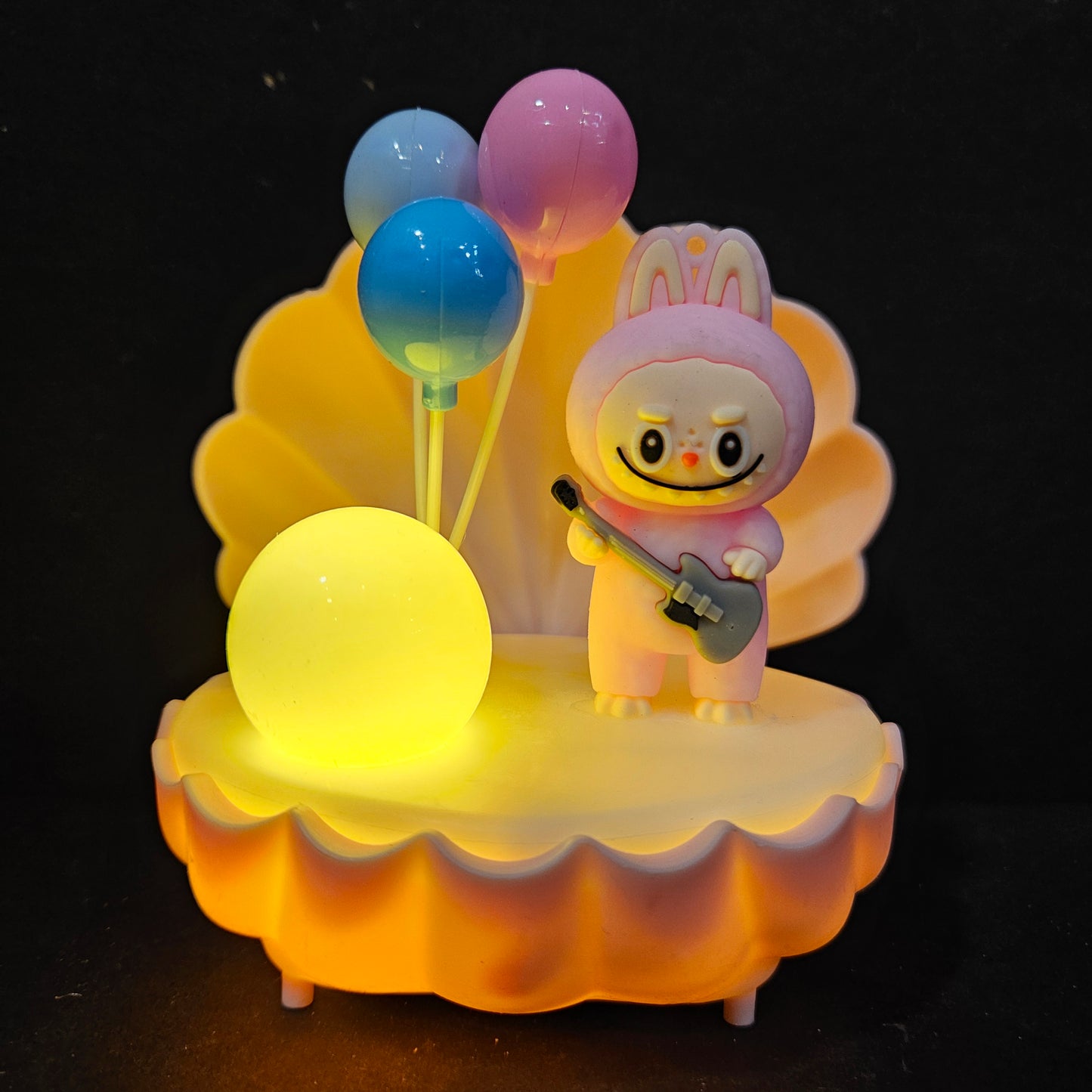 Sea shell Shaped Labubu Balloons lighting Showpiece Figurine for couple gifting
