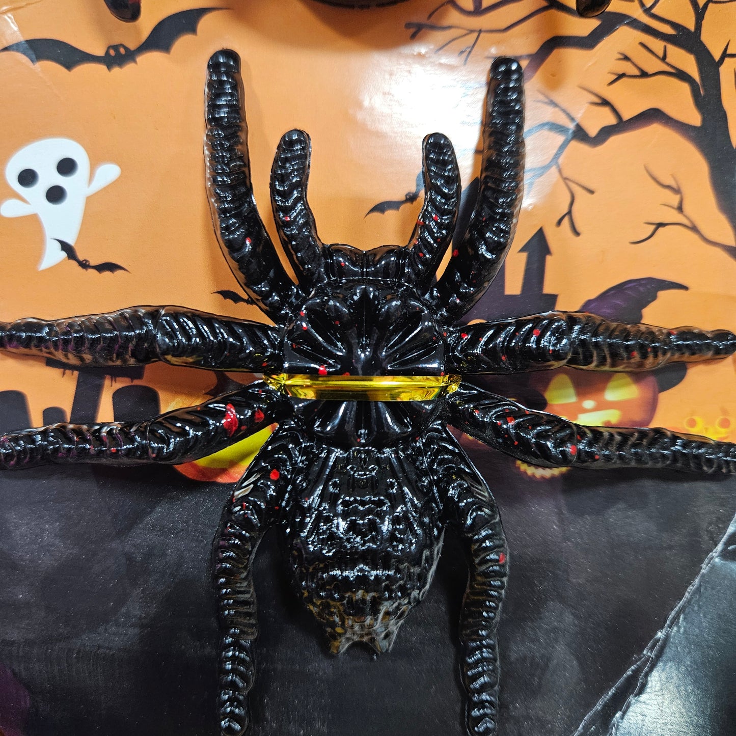 Halloween 2pcs big size spiders to Bring Halloween Vibes in your Home & Garden