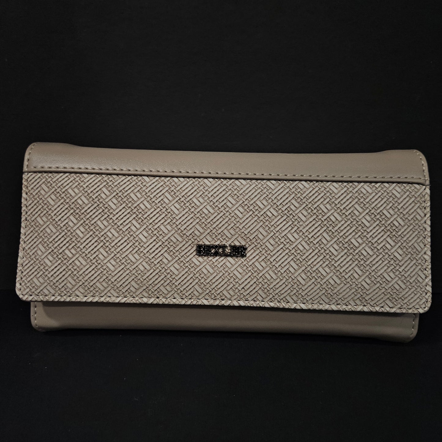 Leather Thin Slim Wallets for Women with magnetic Button