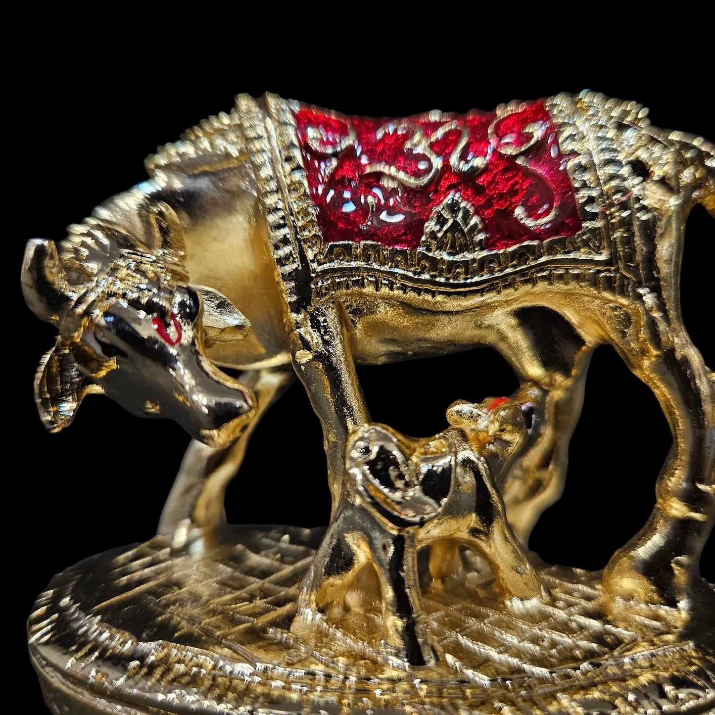 Kamdhenu Cow with Calf | 24k Gold Plated with Mina Work | Divine Cow & Calf Statue Perfect for House Warming Gifts, Wedding Gifts, Home Decor, Vastu & Pooja Rooms