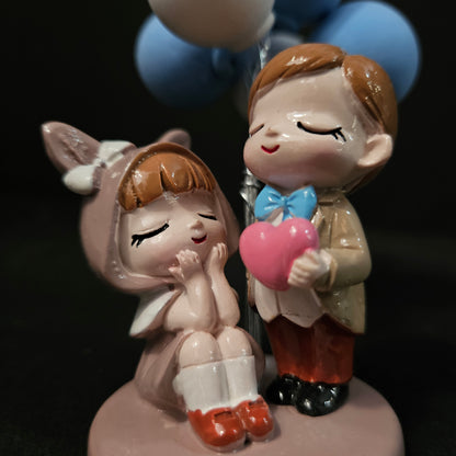 Miniature Statue with Couples holding heart & Balloons Decorative Showpiece Gift for Him Her Anniversary Wedding Birthday