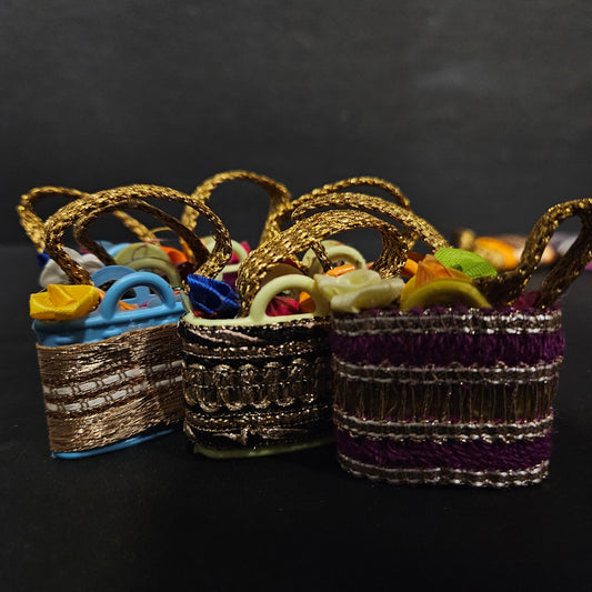 Haldi Kumkum Packets Return Gift in Golden Basket. All in one Gift for Women, Weddings, Pooja Functions