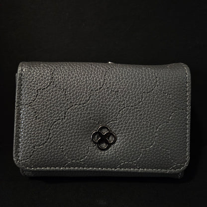 Leather Thin Slim Wallets for Women with magnetic Button