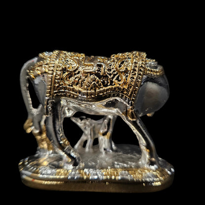 Kamdhenu Cow with Calf for Gold & Silver Plated | Home Decor | Gaay Bachda Cow and Calf for Vastu | Positive Energy | Wealth