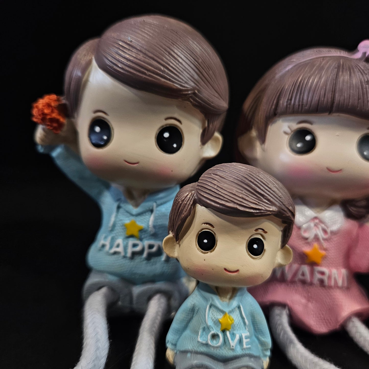 Cartoon Resin Outseam 4pieces set family Hanging Feet Doll Home Wall Decoration