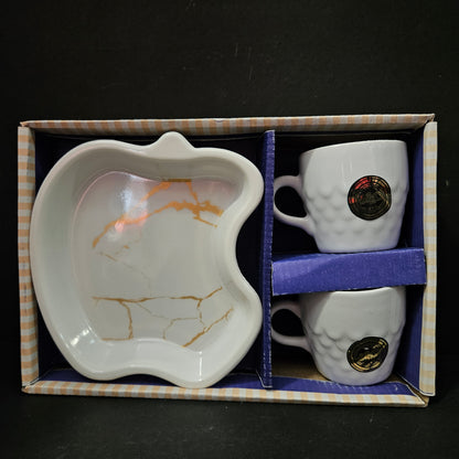 Hina 2+1 Ceramic tea cups & apple shaped platter perfect for Return gifting