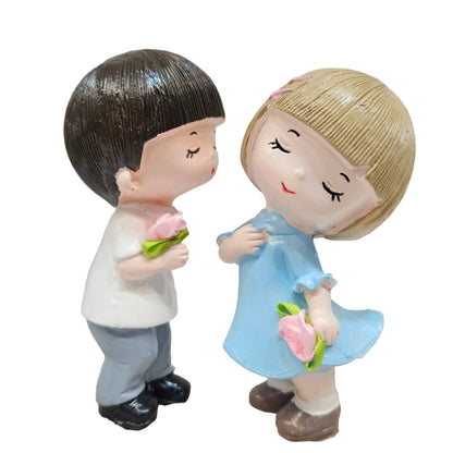 Romantic Boy&Girl Love Polyresin Showpiece Figurine