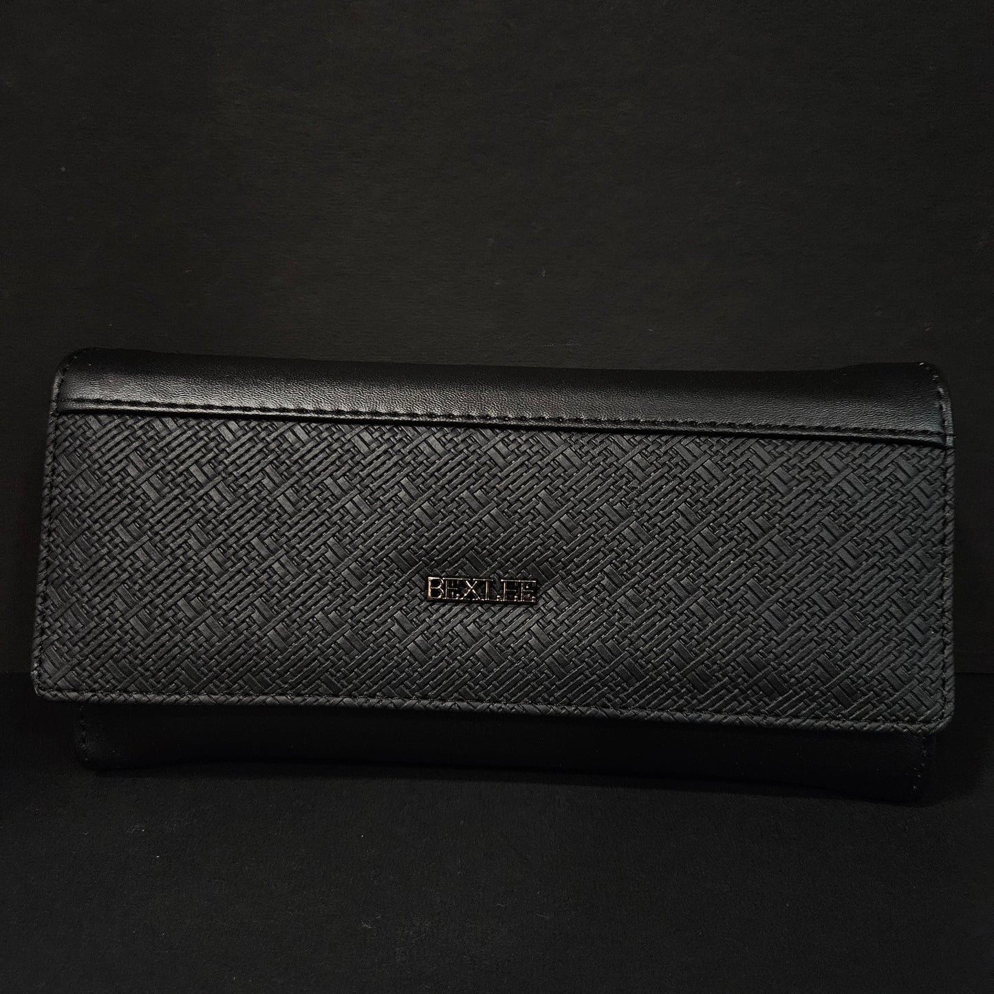 Leather Thin Slim Wallets for Women with magnetic Button