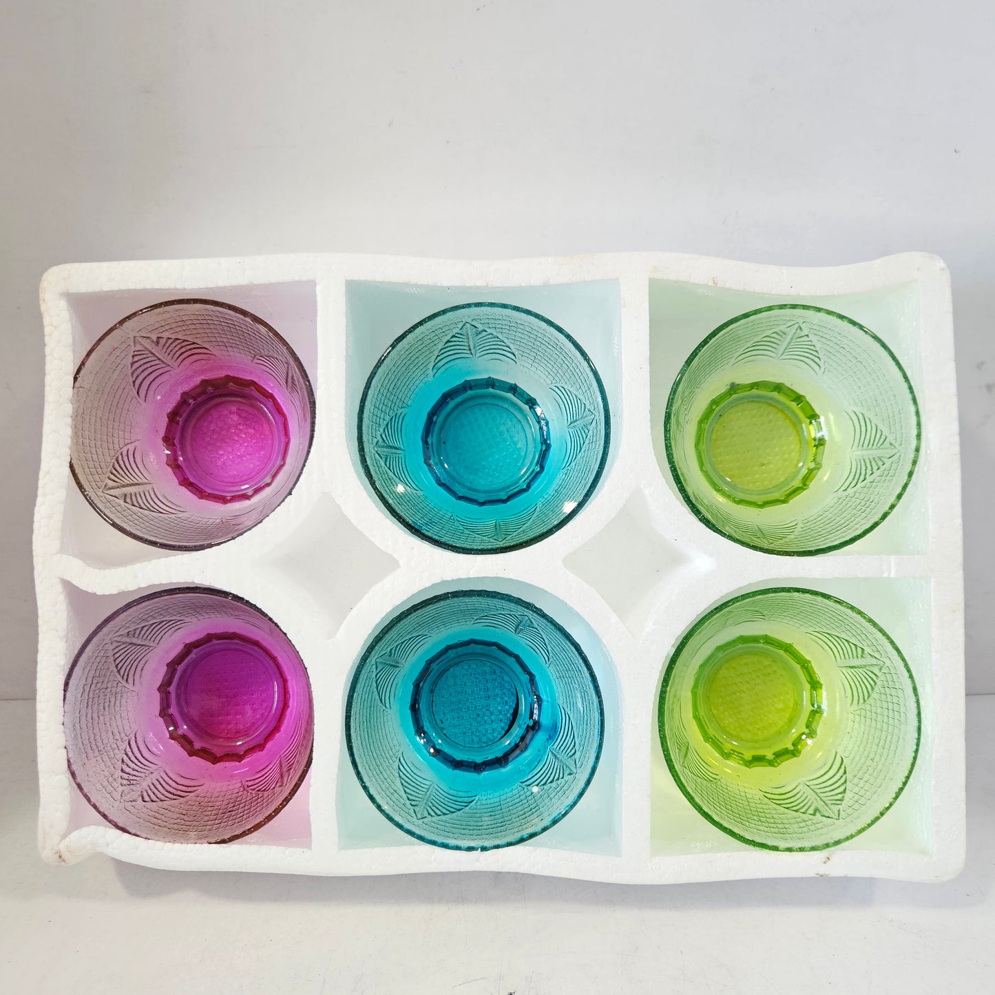 Crispy bite 6 piece designer glass bowl set with multi colour serving Bowls