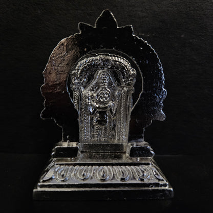 India Lord Tirupati Balaji Black Idol with Golden Jewelry Work Balaji Idol for Car Dashboard Venkateswara Swamy Murti for Home Srinivasa Statue for Mandir