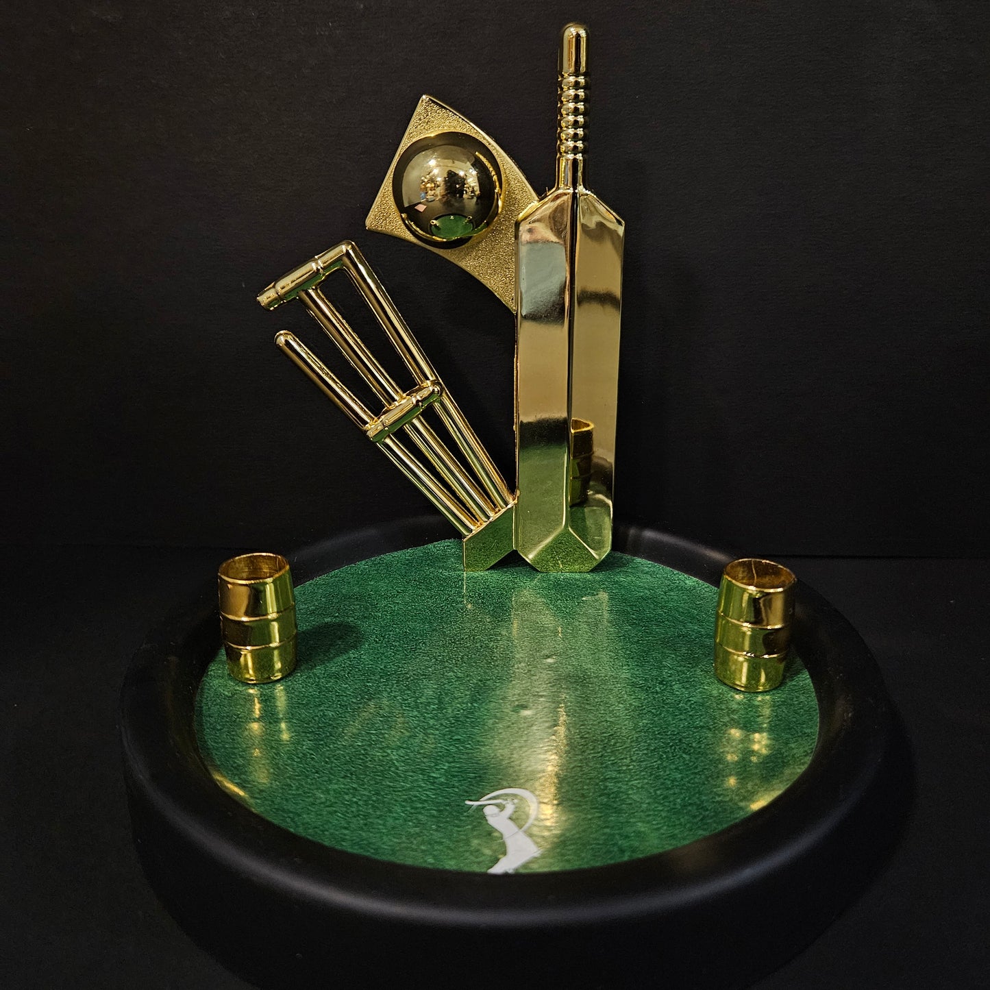 Cricket Showpiece with colour notes papers Pen Stand for Office Table