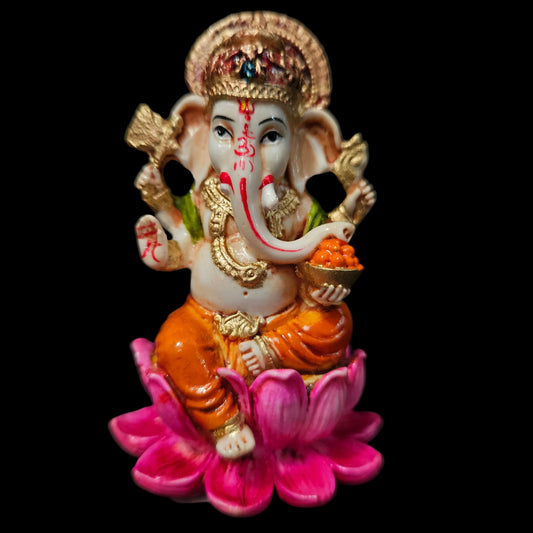 Lord vinayaka Idol for Car Dashboard Home Decor, Pooja, Office/Showroom/Shop Tables,Gift, Return Gifts God Maruti