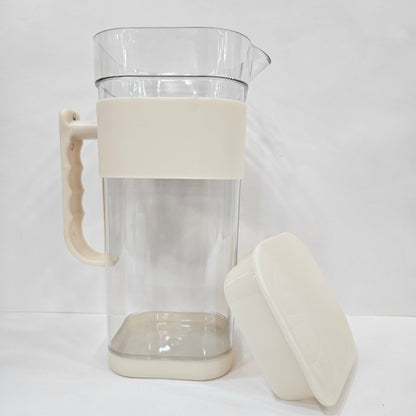 Flux serving jug,unbreakable & good grade material safe for Storing and serving variety of beverages and liquids