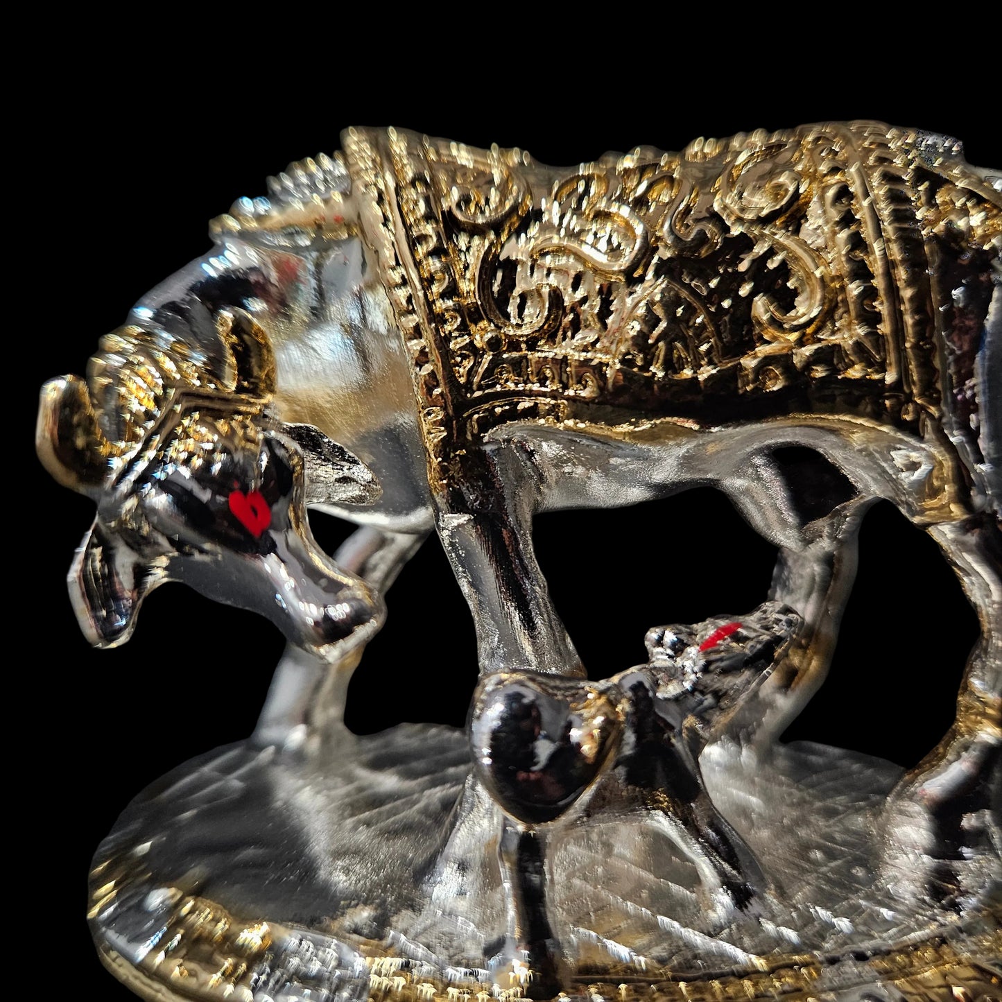 Kamdhenu Cow with Calf for Gold & Silver Plated | Home Decor | Gaay Bachda Cow and Calf for Vastu | Positive Energy | Wealth