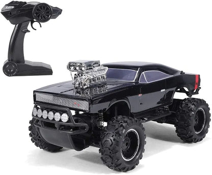 RC Sand monster make chariots  in the sand short-coures off road race truck. Deduce the beauty of the natural science and technology