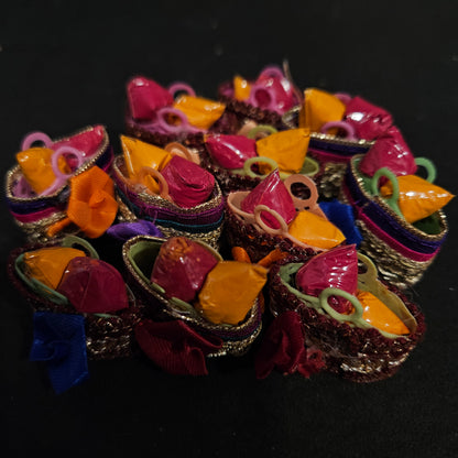 Haldi Kumkum Packets Return Gift in Golden Basket. All in one Gift for Women, Weddings, Pooja Functions