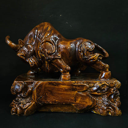 The Antique Share Market Bull Statue for Wall Street Lovers Decorative Showpiece