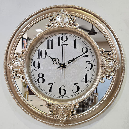 Vintage Dial Clock European Hollowed Out Silent Clock Round Large Decorative Wall Clock for Living Room Bedroom